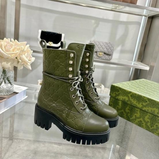 Gucci GG Lace-Up Ankle Boots in Calfskin - LY00380