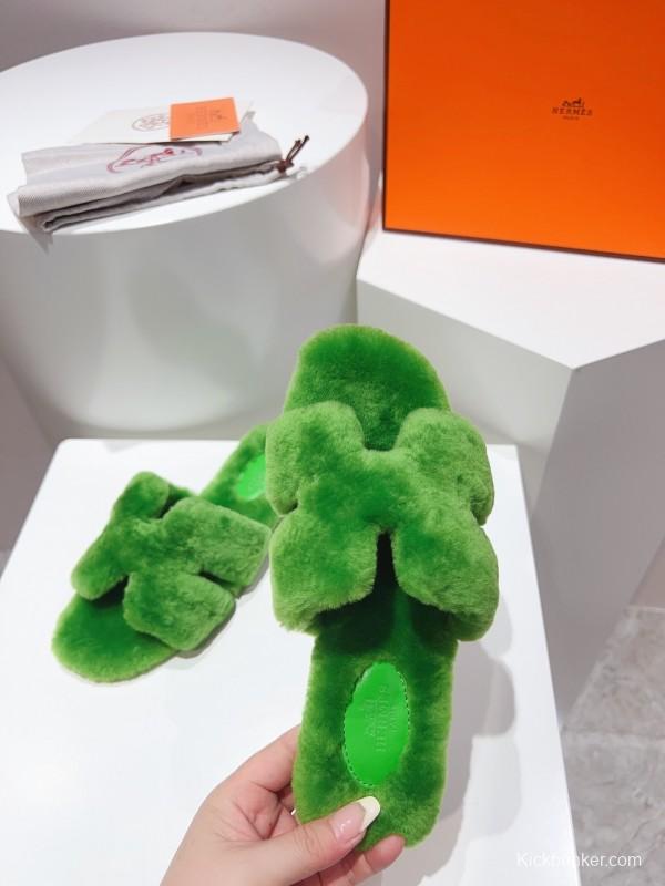 Hermès Teddy Wool H Slippers Flat Sole Fur Slides - LY00240