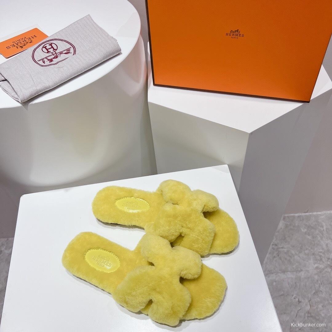 Hermès Teddy Wool H Slippers Flat Sole Fur Slides - LY00240