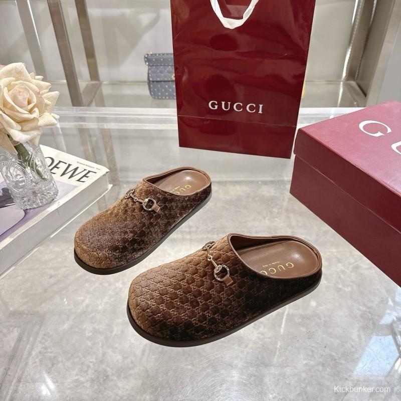 Gucci Women's Mule Velvet with Horsebit Detail - LY00240