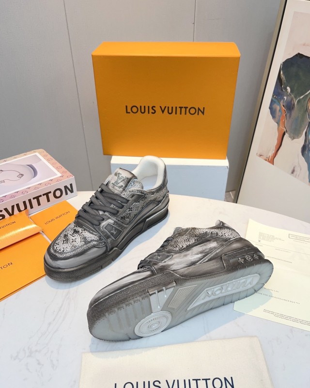 LV Trainer Basketball Series Washed Canvas Sneakers - LY00430