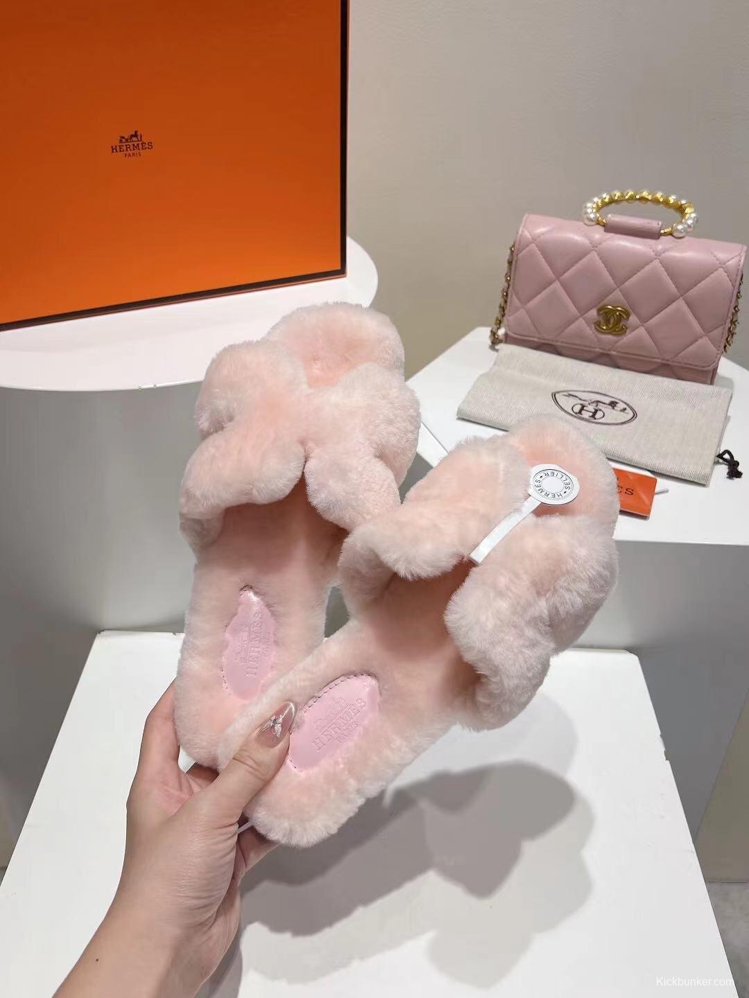 Hermès 2025 SS Love Slippers Flat Wool Slippers - LY00240