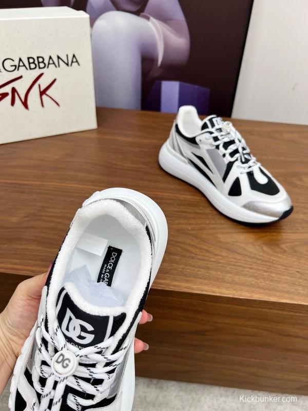 Dolce & Gabbana 2025 SS Casual Shoes with Exaggerated Fashion Style - AS00320