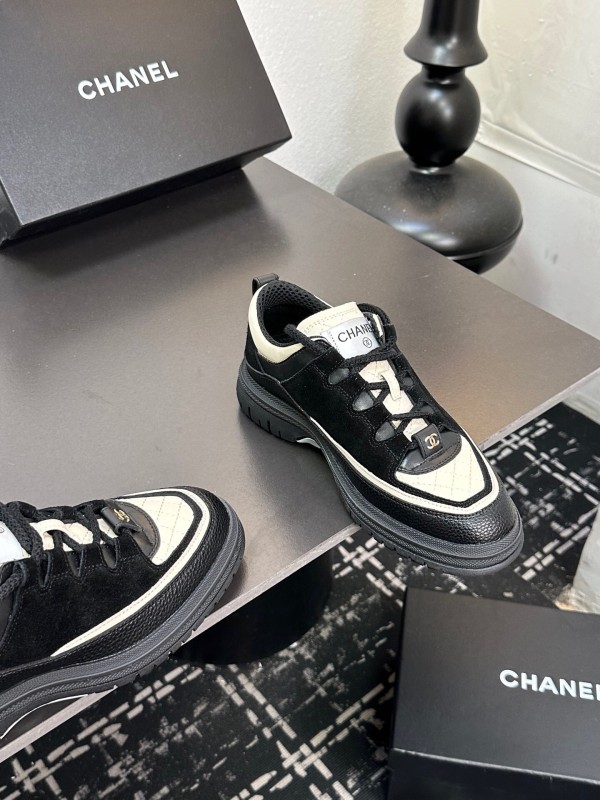 Chanel Spring-Summer 2025 Runway Thick Sole Sneakers - LY00320