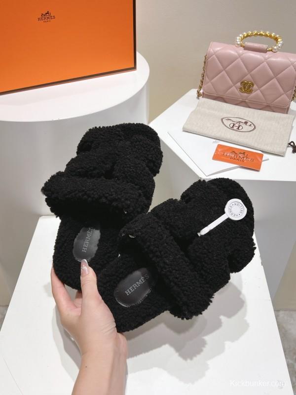H Full Straight Hair Particle Fur Slippers - LY00300