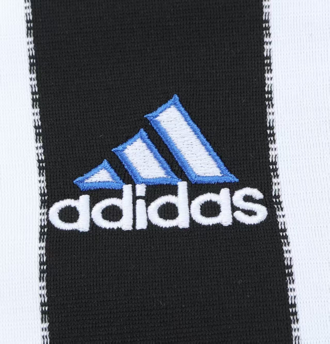 Retro Kids 99/00 Newcastle United Home Jersey