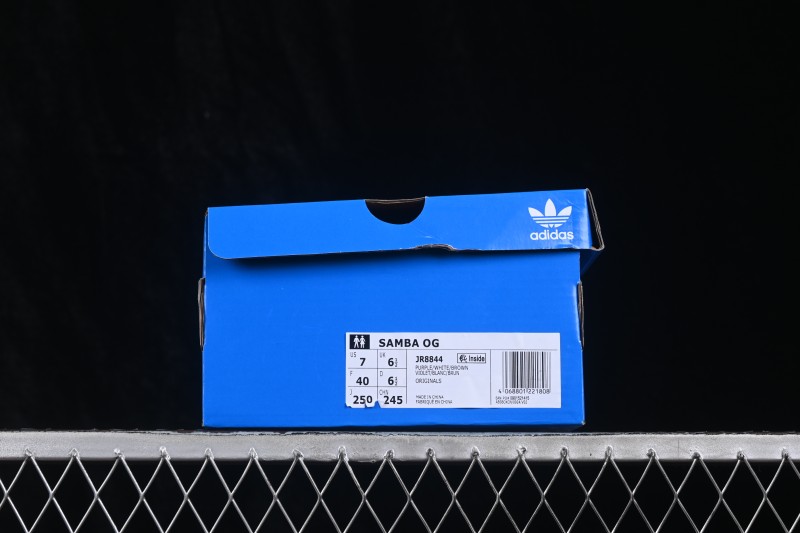 Adidas Samba OG Classic Sneakers with Retro Design - JR8844