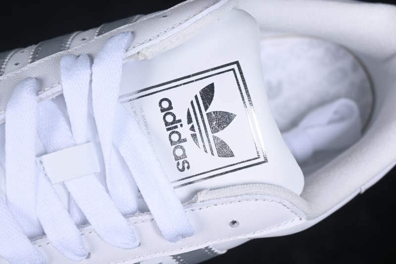 Adidas Originals Superstar II Classic Shell-Toe Casual Sneakers - KJ3551