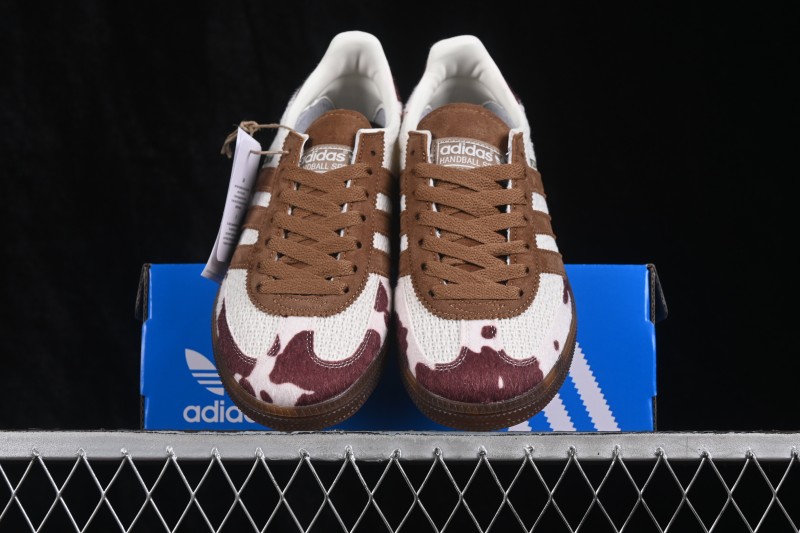 Adidas Handball Spezial Retro Skateboarding Shoes with Suede Upper and Gum Sole - IH4588