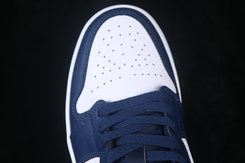 Nike Air Jordan 1 Low Retro Basketball Shoes with Classic White and Blue Colorway - 553558-404