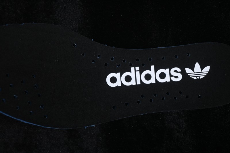 Adidas Originals SL 72 Retro Running Shoes with Classic Suede and Mesh Upper - KK3122