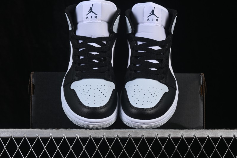 Nike Air Jordan 1 Mid Retro Basketball Casual Shoes with Classic Color Blocking - DQ8426-002