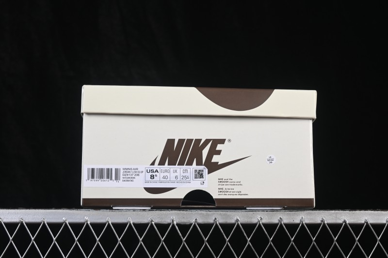 Nike Travis Scott x Air Jordan 1 Low OG Retro High-Quality Sneakers with Reverse Swoosh Design - DZ4137-206