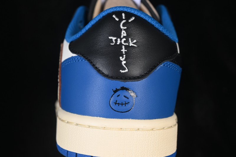 Travis Scott x Air Jordan 1 Low OG Retro Basketball Sneakers with Reverse Swoosh Design - DM7866-140