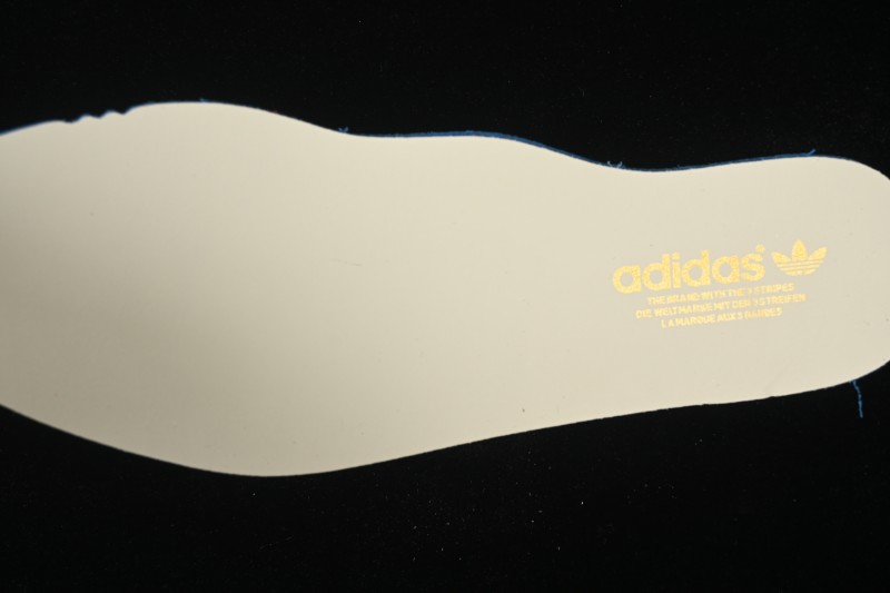 Adidas Originals Gazelle Indoor Retro Casual Low-Top Skateboarding Shoes with Anti-Slip Wear-Resistant Sole - IF1888