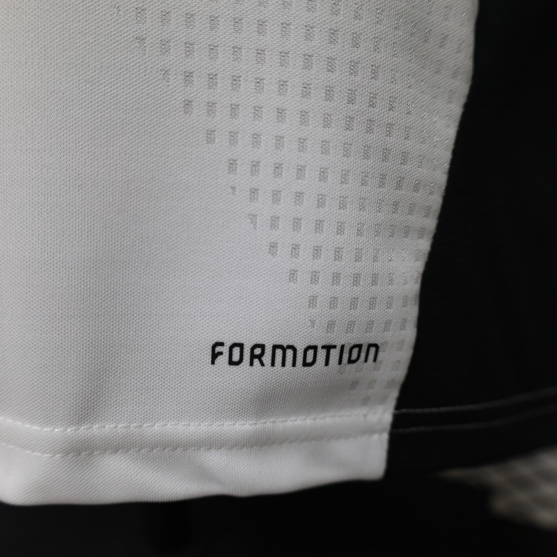 Player Version 26/27 Liverpool FC White  Long Sleeve Jersey