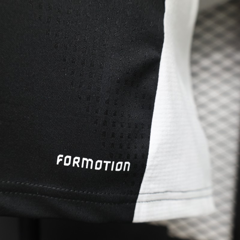 Player Version 26/27  Liverpool FC Away Black Jersey