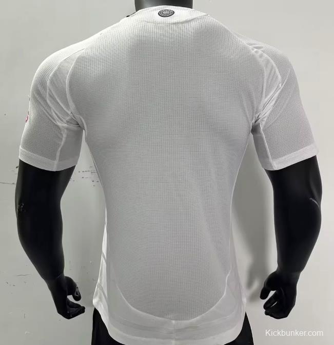 Player Version 24/25 Fulham Home Jersey