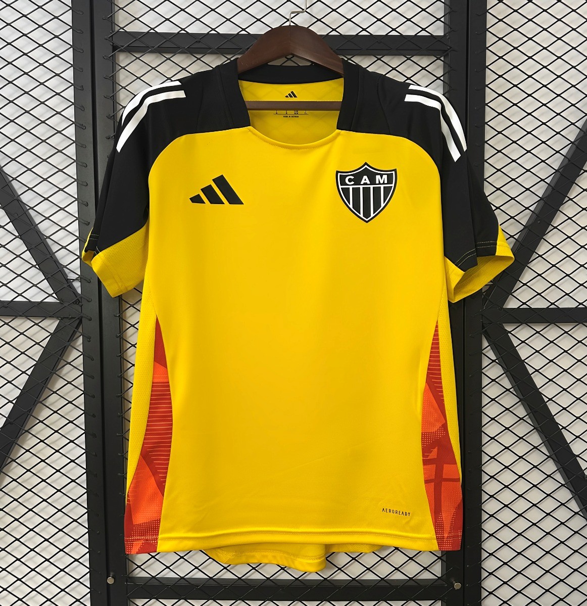 25/26 Atlético Mineiro Training Jersey Yellow