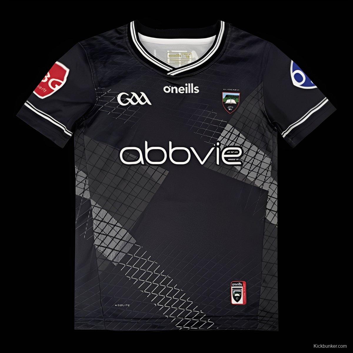 25/26 Kids Sligo GAA Black with Geometric Pattern  Jersey