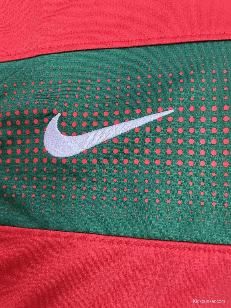 Retro  2010 Portugal Home Long Sleeve Jersey