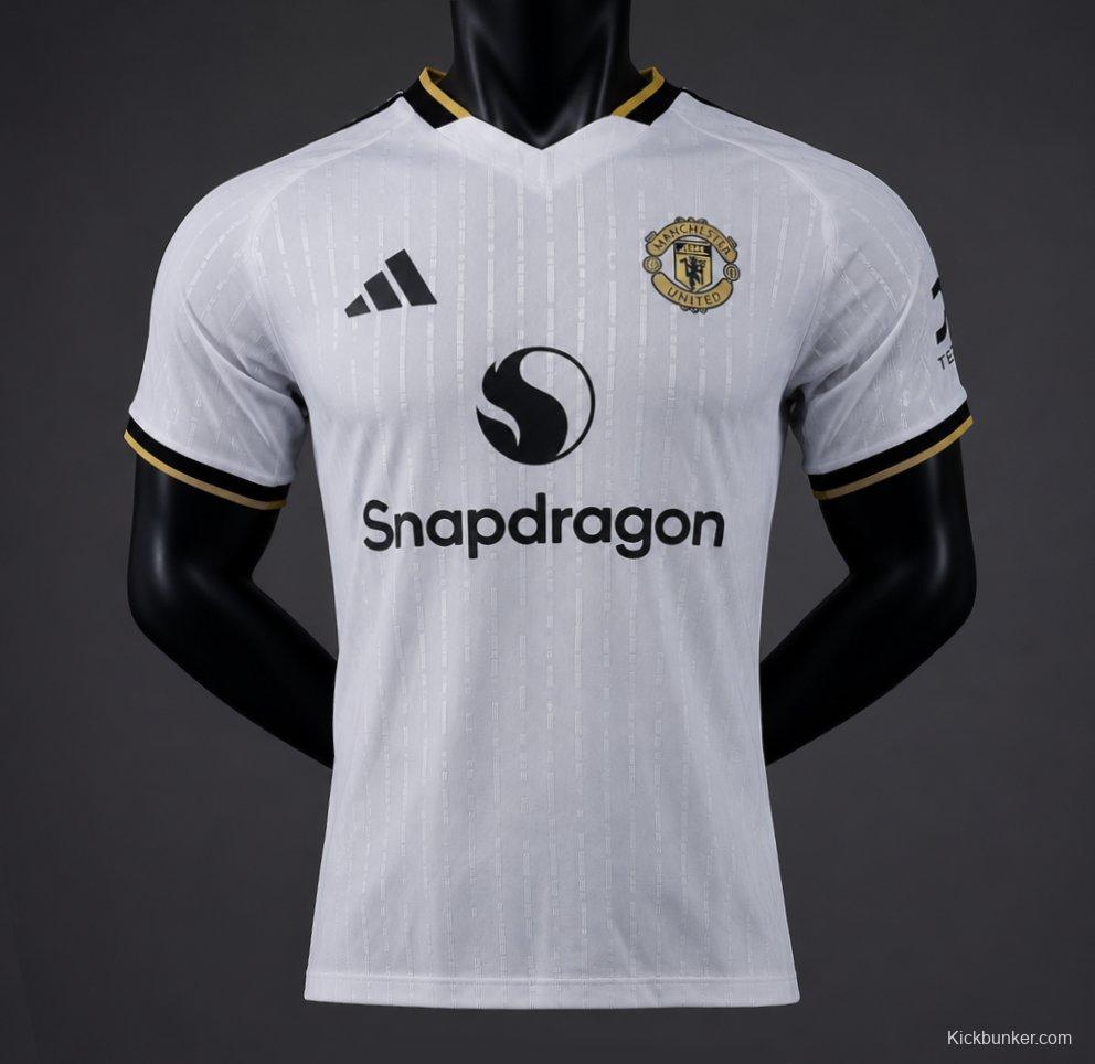 Player Version 26/27 Manchester United White with Gold Trim Away Jersey